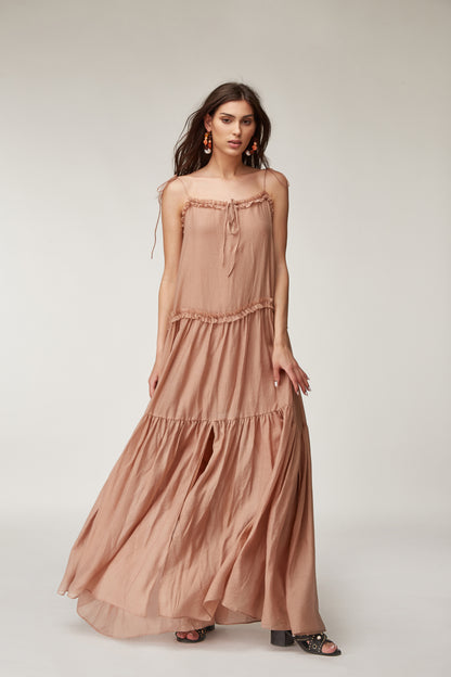 Beige Silk Beauty: Summer Date Elegance